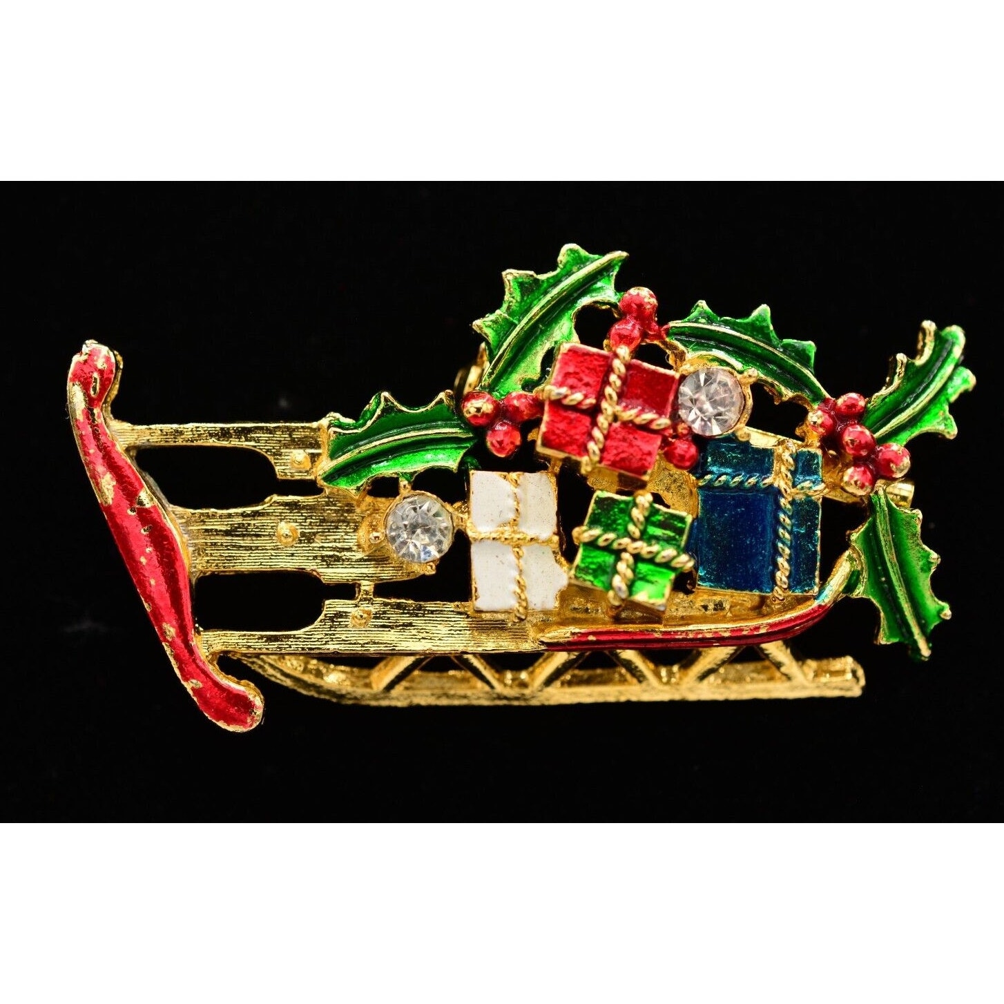 Weiss Vintage Christmas Pin Brooch Sled Presents Enamel Holiday Signed 80s Binaq 45$